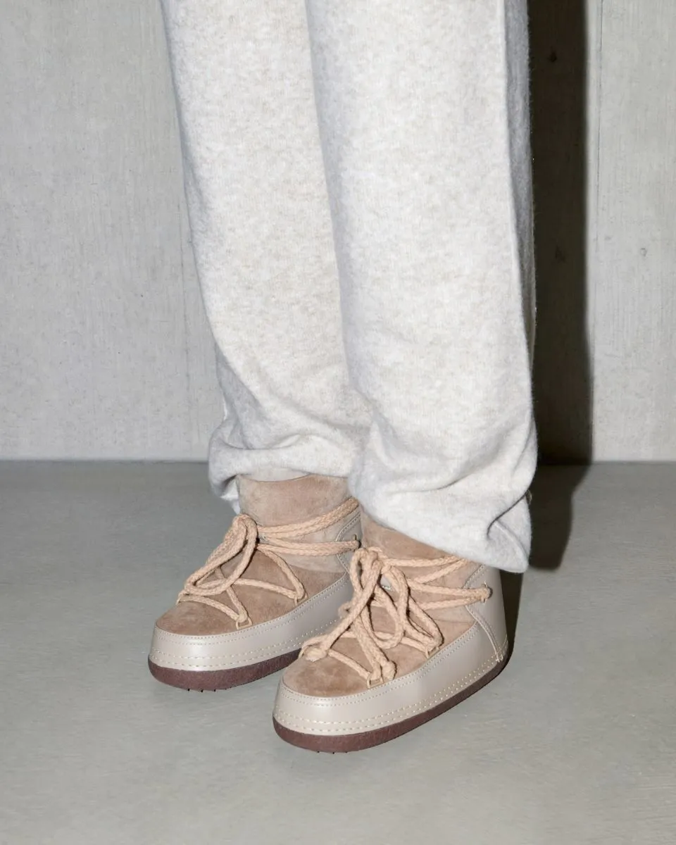 Classic Boots Beige