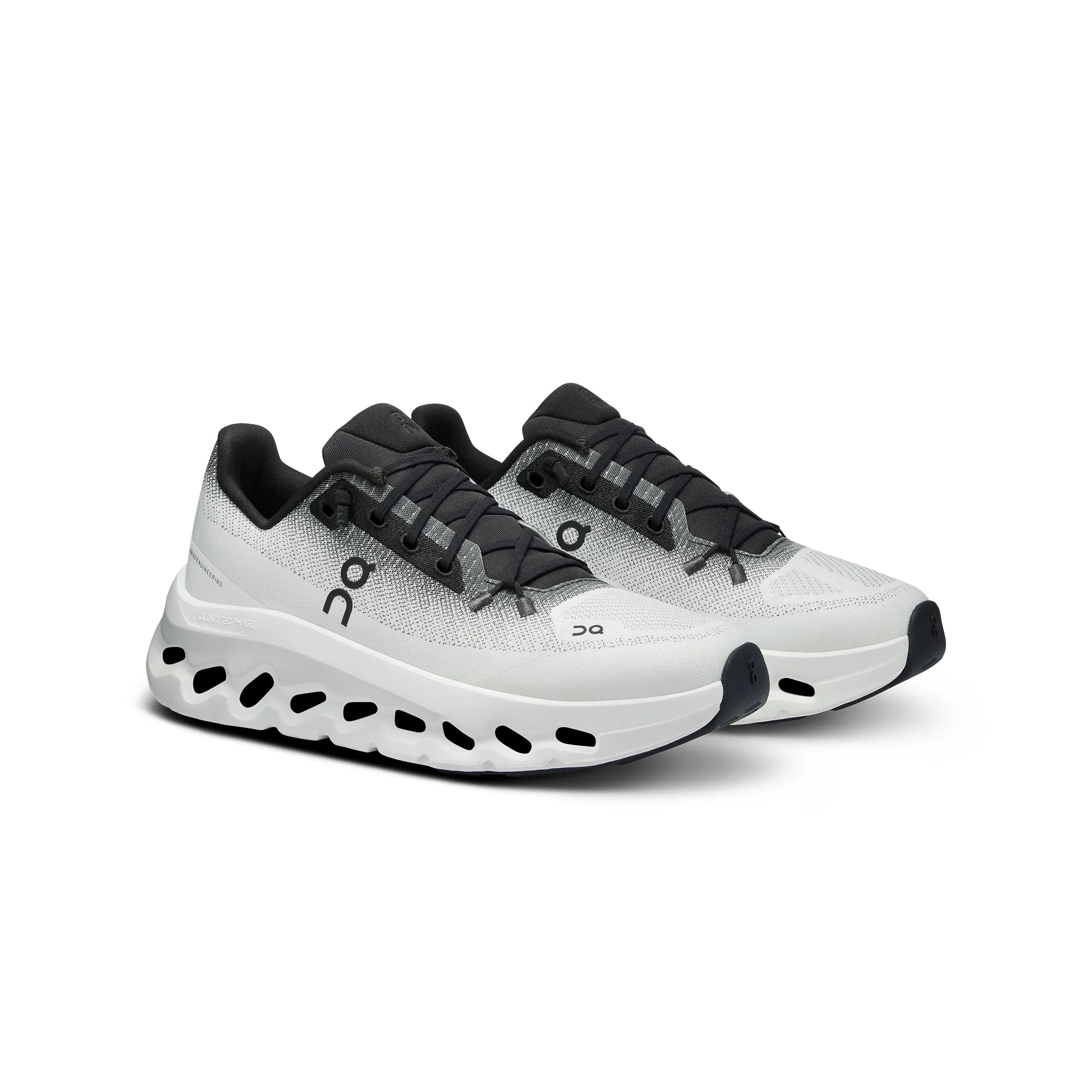 On Running Womens Cloudtilt Shoes